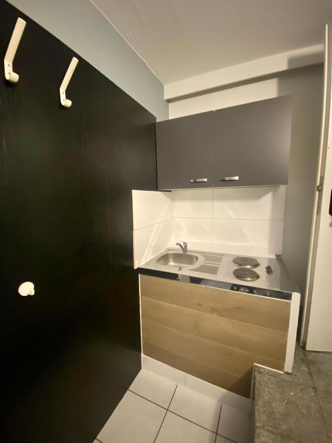 Hotel Moji Koeln Sieversstrasse Εξωτερικό φωτογραφία
